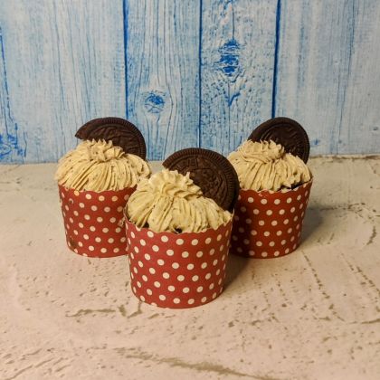 Chocolate Oreo Cupcakes