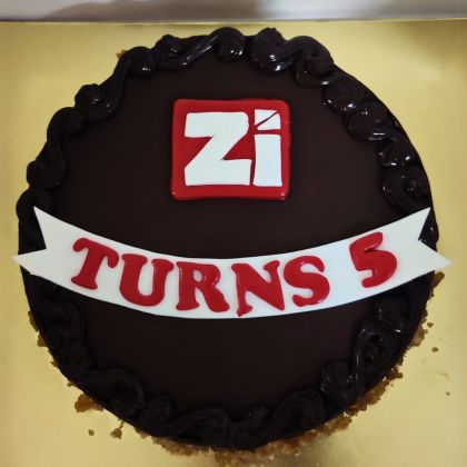 brand-anniversary-cake