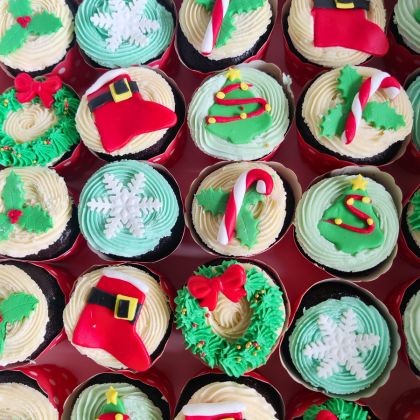 christmas office party cupcake