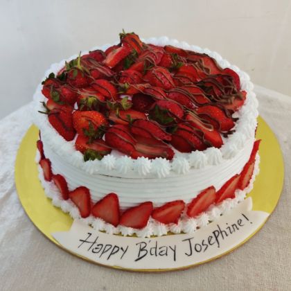 Strawberry  cake